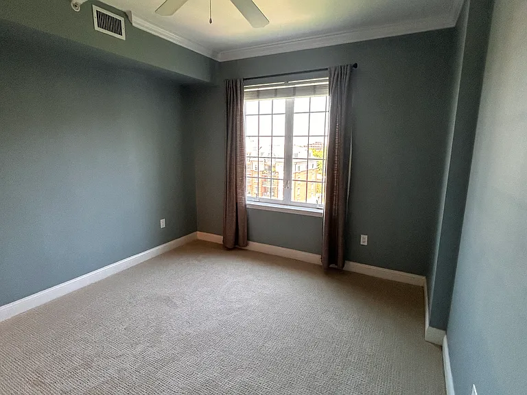 300 W 5th St #718 — Photo 13