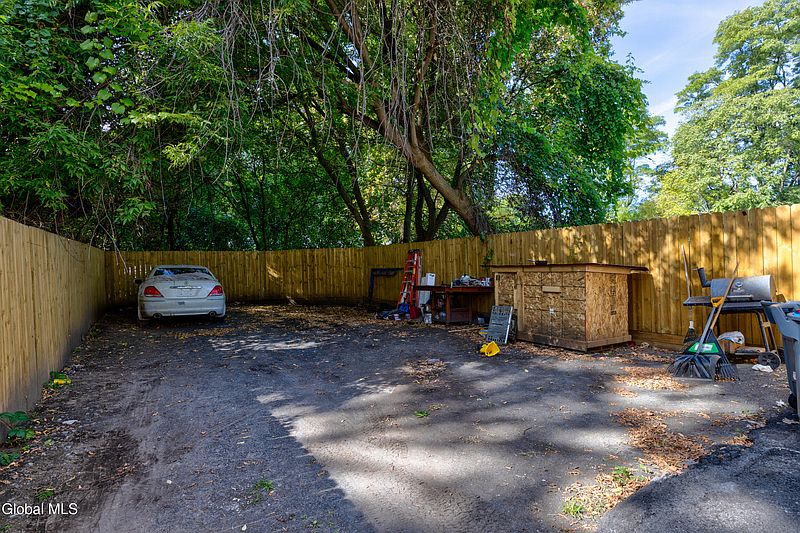 2nd image of 578 Crane Street