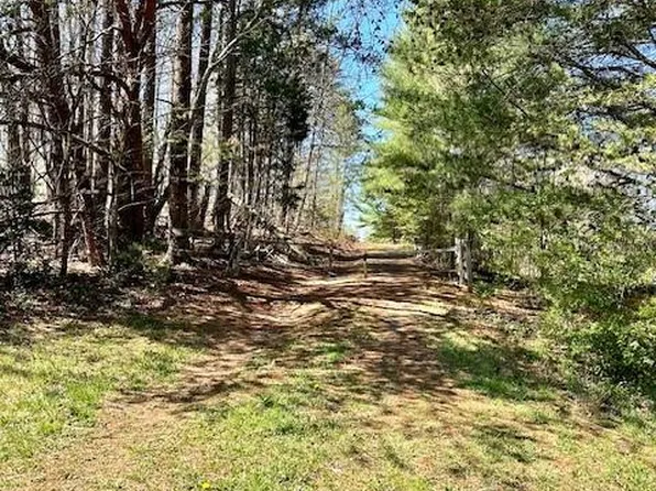 2 Lynn Mountain Rd, Vale, NC 28168