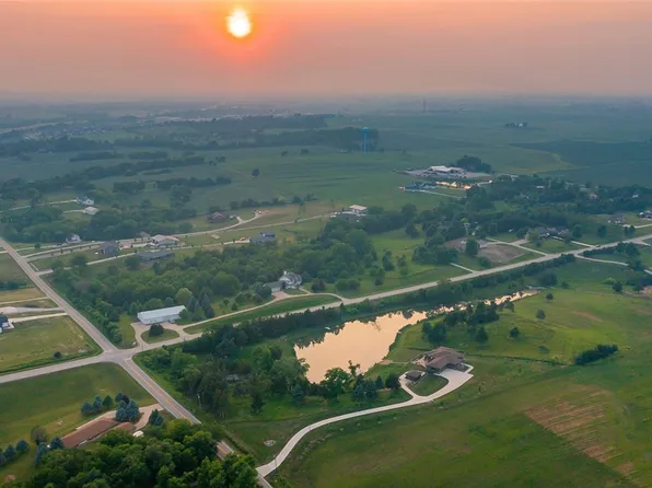 11865 NW 102nd Ave, Granger, IA 50109