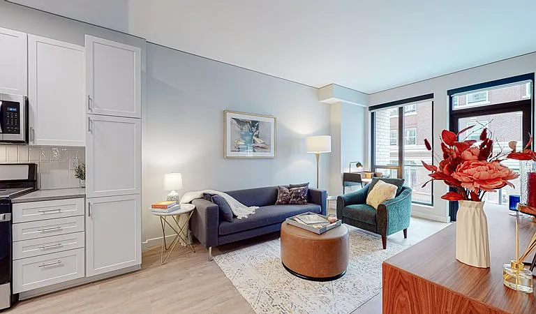 240 Park Avenue — Photo 26