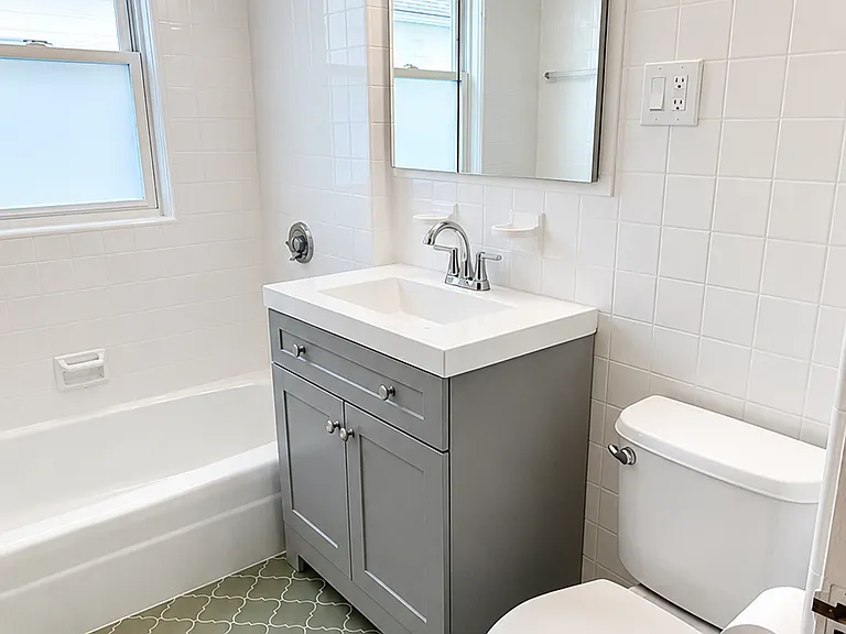 33-35 Philips St #2 — Photo 9