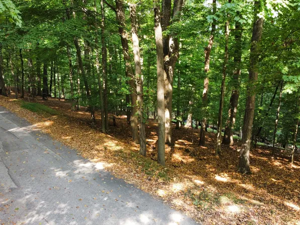 585 Catawba Ct, Sugar Grove, OH 43155