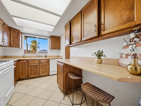 505 Driftwood Dr, El Centro, CA 92243