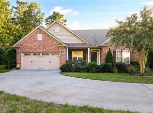 1174 Muirfield Ave, Clemmons, NC 27012