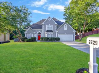 2729 Autumn Lake Ln, Decatur, GA 30034