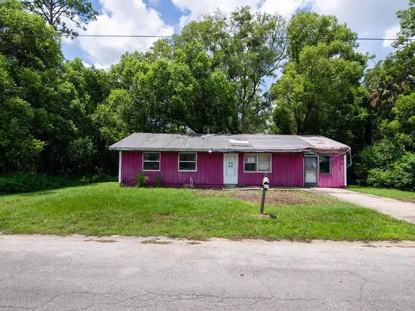 504 N 18th St, Palatka, FL 32177