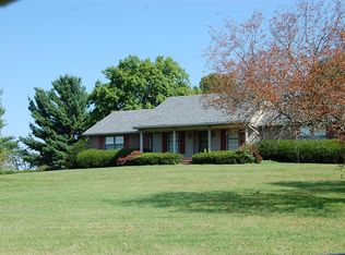 1505 Millersburg Rd, Paris, KY 40361