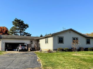 6141 N Seymour Rd, Flushing, MI 48433