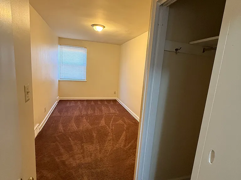 637 Hamilton St #B — Photo 5