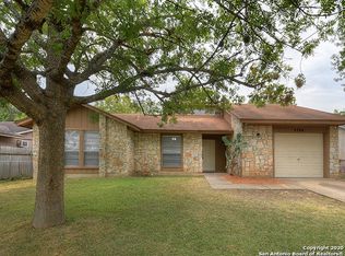 4746 Casa Bello St, San Antonio, TX 78233