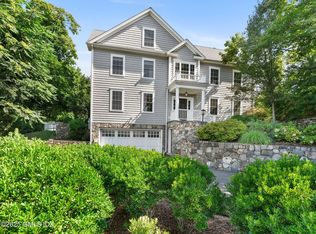 551 River Rd, Cos Cob, CT 06807