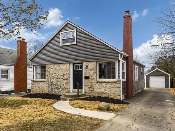 890 Hague Ave, Columbus, OH 43204