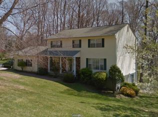 1 White Pine Ln, Fishkill, NY 12524