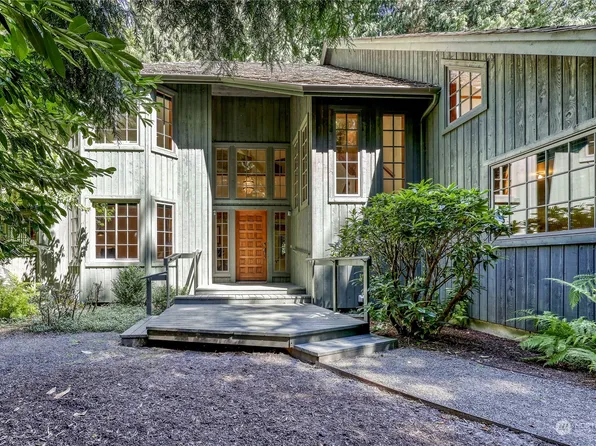 284 Cedarview Drive, Port Townsend, WA 98368