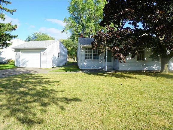 2nd image of 61 Glendale Ln