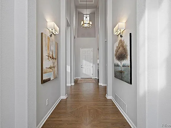 6 bed, 6115 sqft, $7,150 — Photo 3