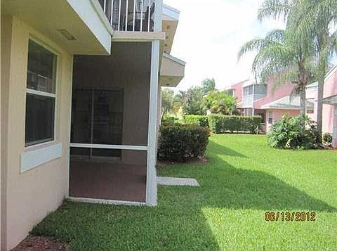 3rd image of 2037 SE 26th Ln #108