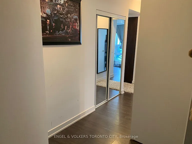 2220 Lake Shore Blvd W #302 — Photo 6