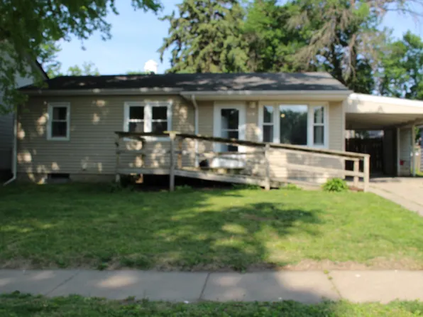 310 N Hazel St, Glenwood, IA 51534