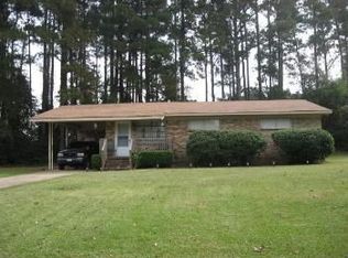 106 Millrose St, Wake Village, TX 75501
