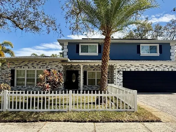 2563 Knotty Pine Way, Clearwater, FL 33761