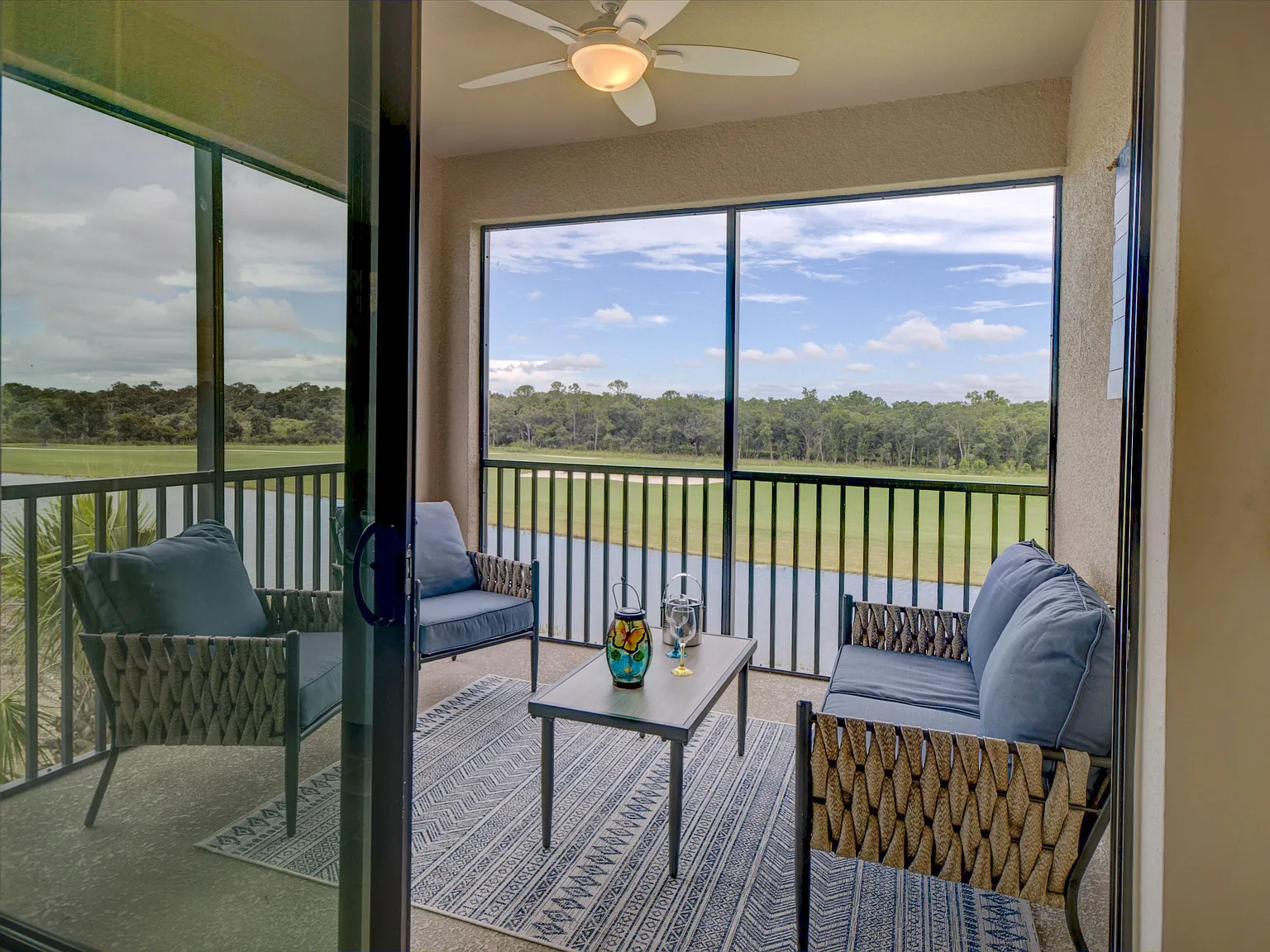 3 bed, 1284 sqft, $3,000 — Photo 4