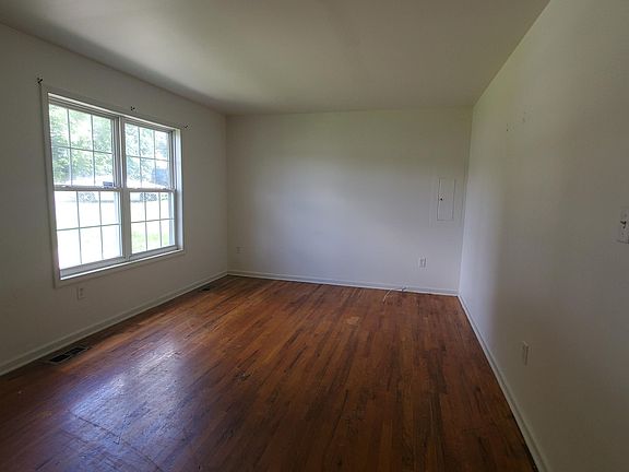 2nd image of 528 Magnolia Farms Dr #D