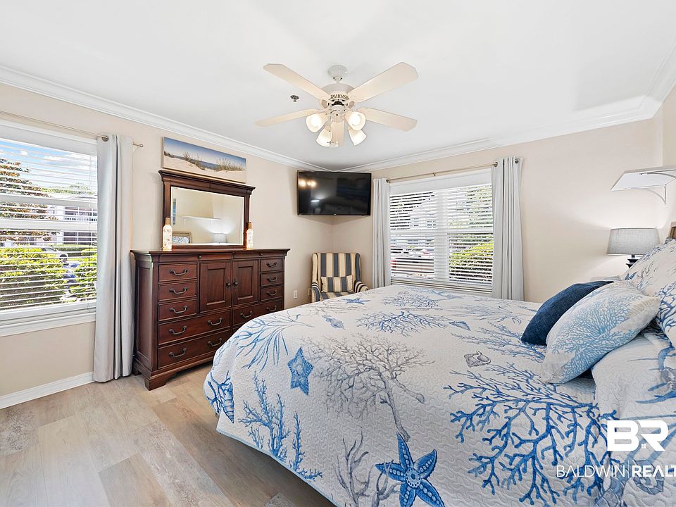 1st image of 2200 W 2nd St #104