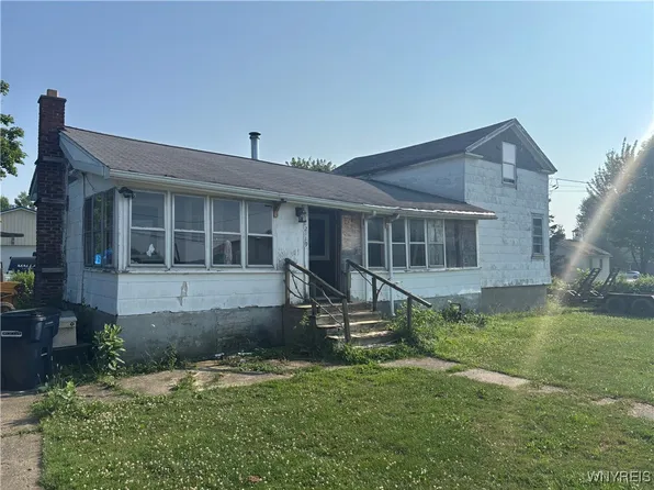 2119 School St, North Collins, NY 14111