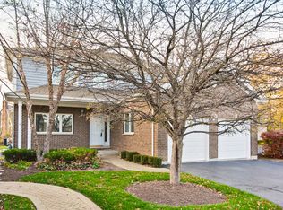1000 Sanctuary Ct, Vernon Hills, IL 60061