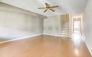 27 W Spring St — Photo 13