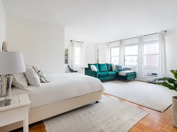 166 East 35th Street image 1 of 8