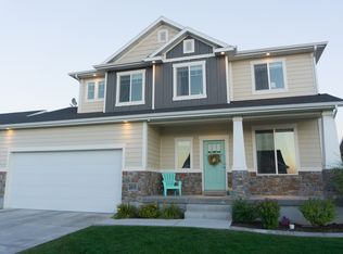2465 W Harmony Dr, Layton, UT 84041