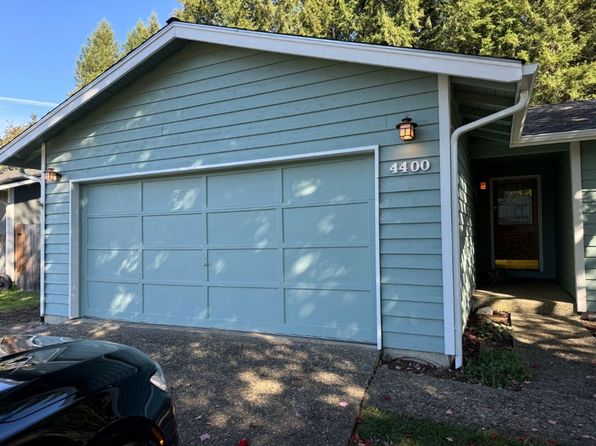 4400 Royal Ct