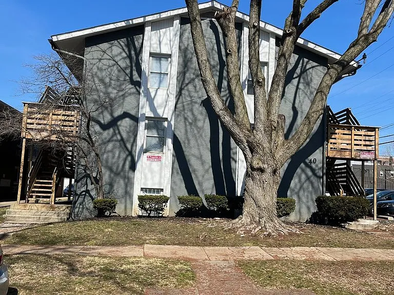 40 McMillen Ave — Photo 2