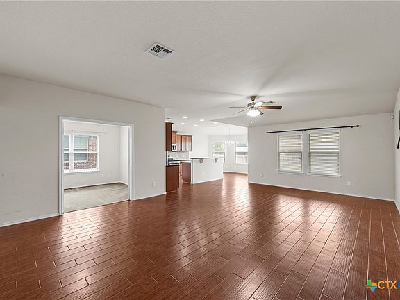5th image of 1115 Fawn Lily Dr