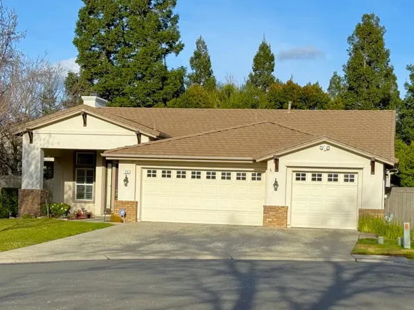 11 Rosebriar Ct, Sacramento, CA 95835