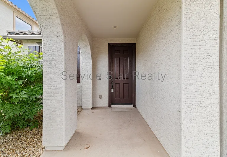 9031 W San Juan Ave — Photo 3