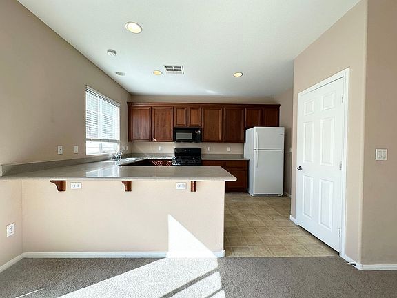 2nd image of 9529 Joy St #M