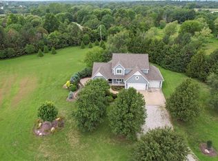 1205 E 2114th Rd, Eudora, KS 66025