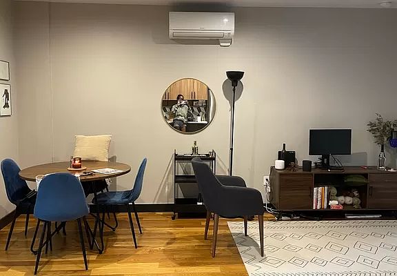 4th image of 2823 Snyder Ave #4G