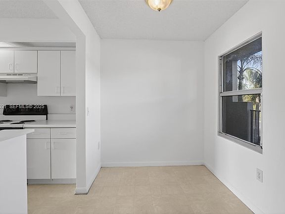 5th image of 13800 SW 5th Ct APT 204M