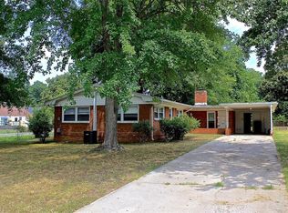 1201 Morgan Dr, Reidsville, NC 27320
