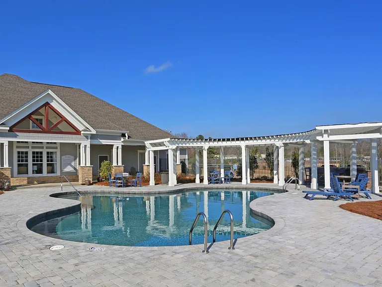 Grandview Pointe at Millbrook — Photo 3