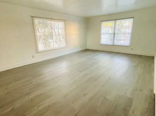416 N El Molino Ave #P21, Pasadena, CA 91101