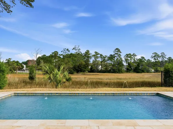 106 Berkshire Dr, Charleston, SC 29492