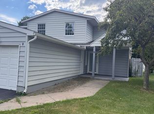 8 Maryland Rd, Plattsburgh, NY 12903