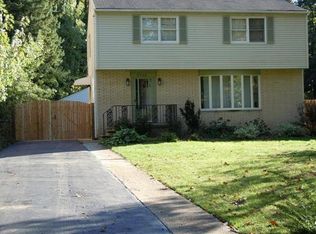 2762 Berkshire Rd, Cleveland Heights, OH