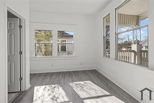 1217 Fulton Ave — Photo 16